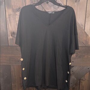 SHEIN Black Short Sleeve Top with Button Accents